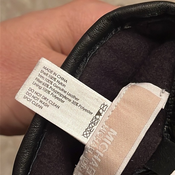 Brand New Michael Kors Shiny Black Touchscreen Gloves w/ Genuine Leather Trim - Picture 12 of 14